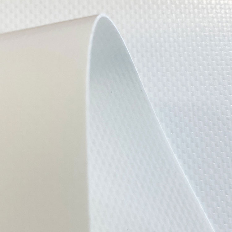 Како Truck Cover And Curtain Side ја подобруваат ефикасноста на товарот?